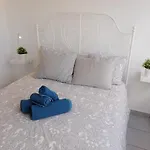En Playa Roca Primer Linea De Mar Appartement Costa Teguise