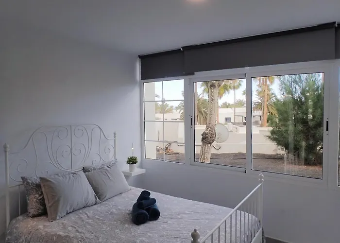 En Playa Roca Primer Linea De Mar