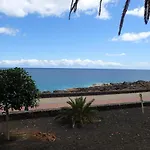 Apartman En Playa Roca Primer Linea De Mar *