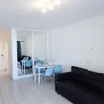 Apartman En Playa Roca Primer Linea De Mar *