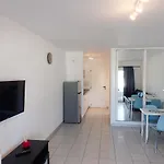 En Playa Roca Primer Linea De Mar Apartamento